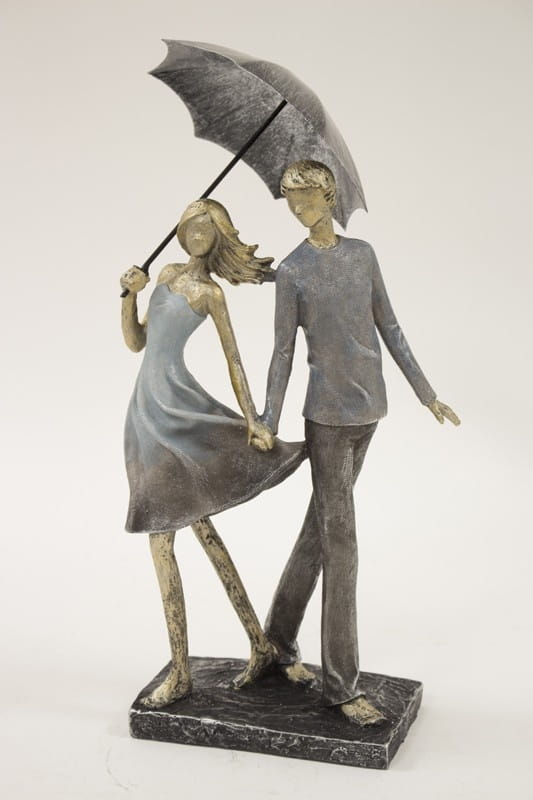Lovers Beneath the Umbrella – Romantic Sculpture